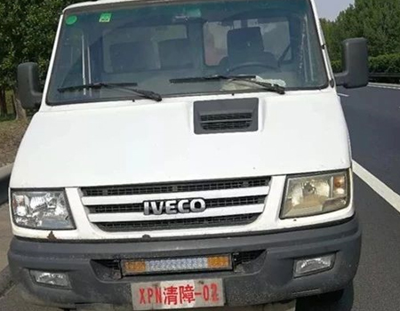 郑州交通事故律师为你带来河南高速现“拦路虎”，恳请相关部门依法打击车匪路霸!